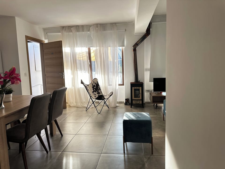 House, 2 Bedrooms, Terrace | Interior
