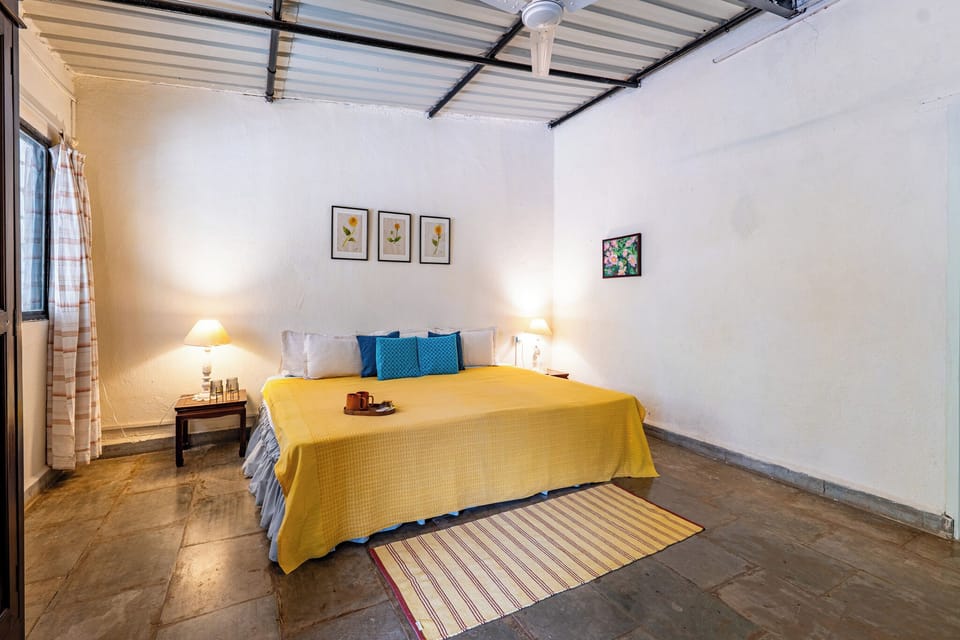 Basic Double Room, Patio | WiFi (free)