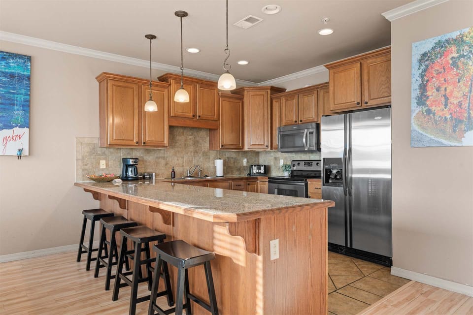 Condo, Multiple Beds (Yakov's Retreat) | Private kitchen