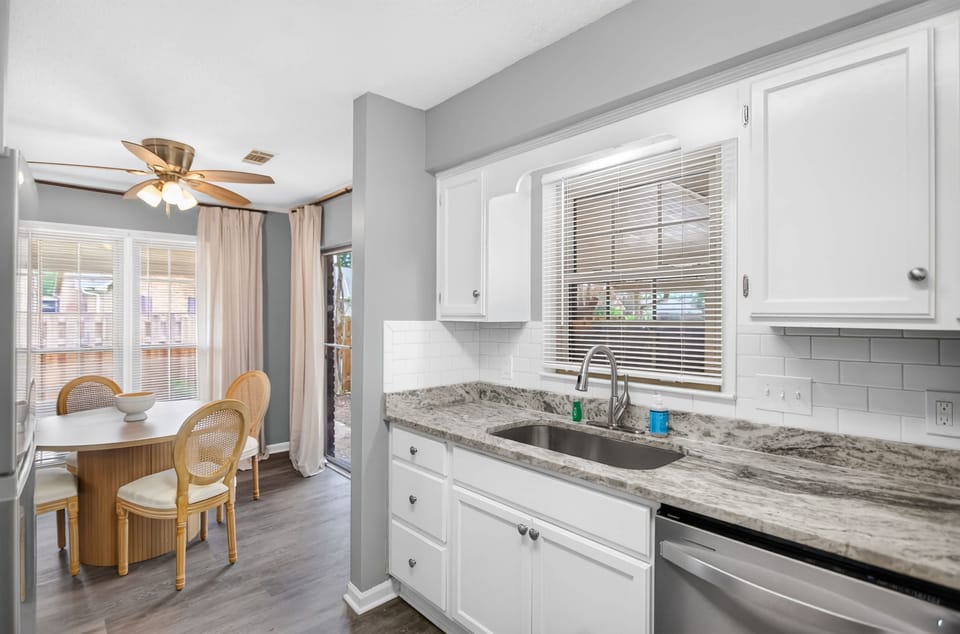 House | 3 bedrooms, high-speed internet