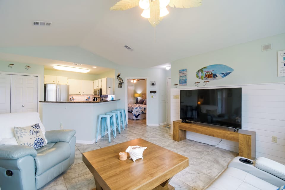 Apartment (2 Bedrooms) | Front of property