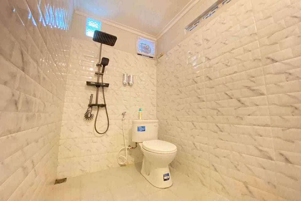 Deluxe Double Room | Bathroom