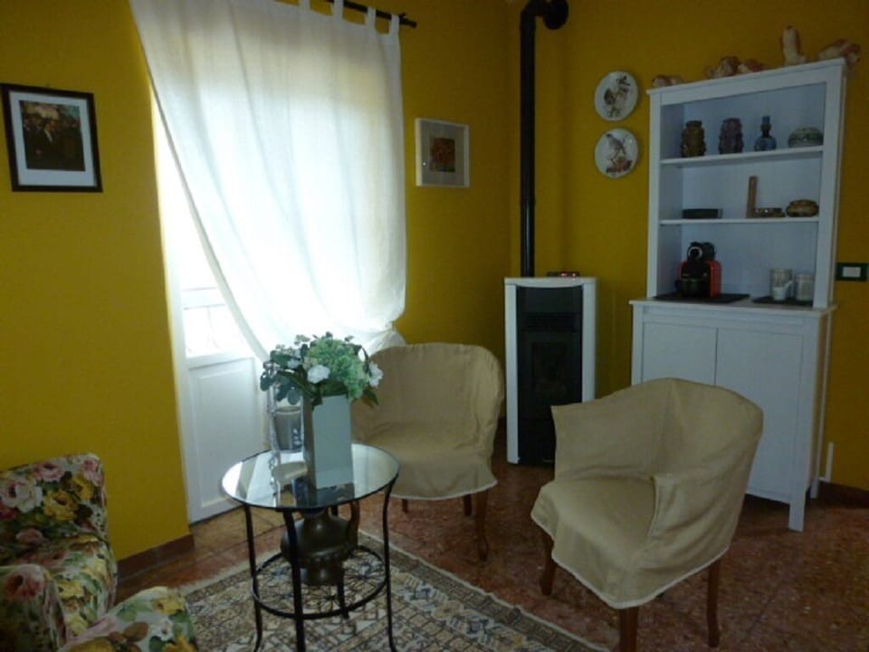 Classic Apartment, Non Smoking, Balcony | Living area
