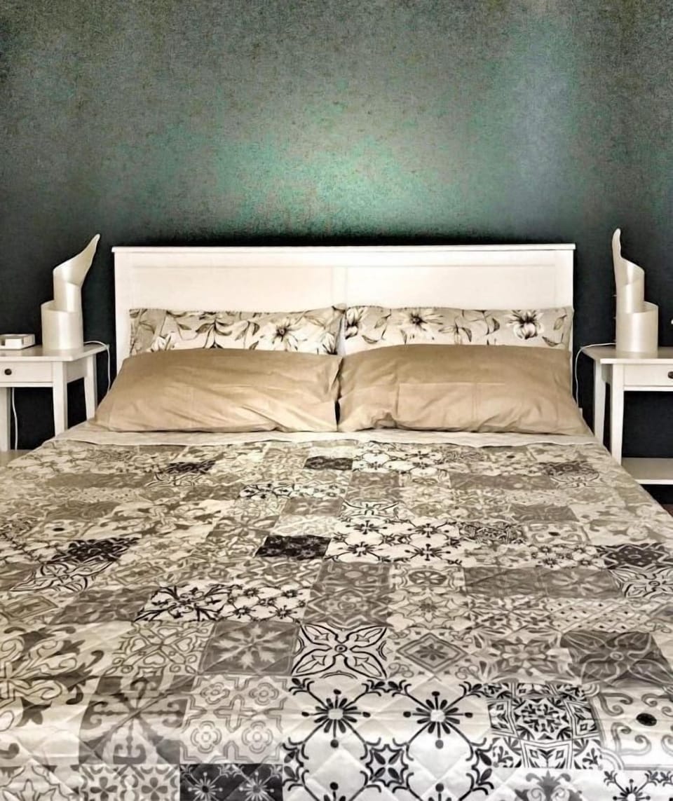 Classic Apartment, Non Smoking, Balcony | Iron/ironing board (on request), WiFi (free)