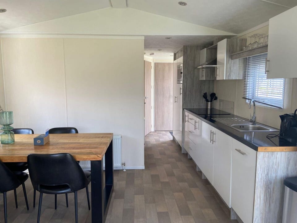 Chalet | Dining