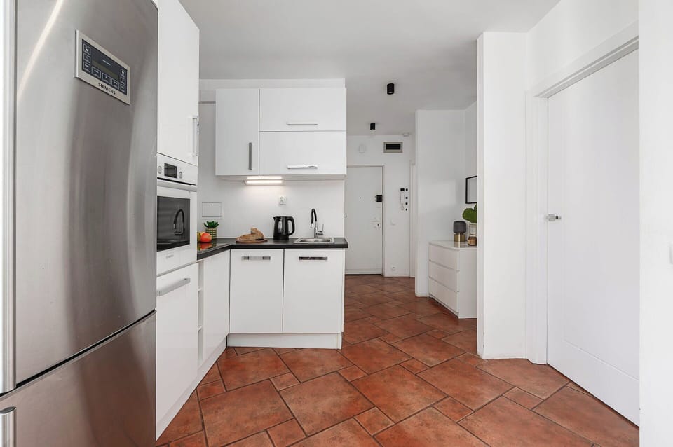 Apartment | Private kitchen | Cleaning supplies