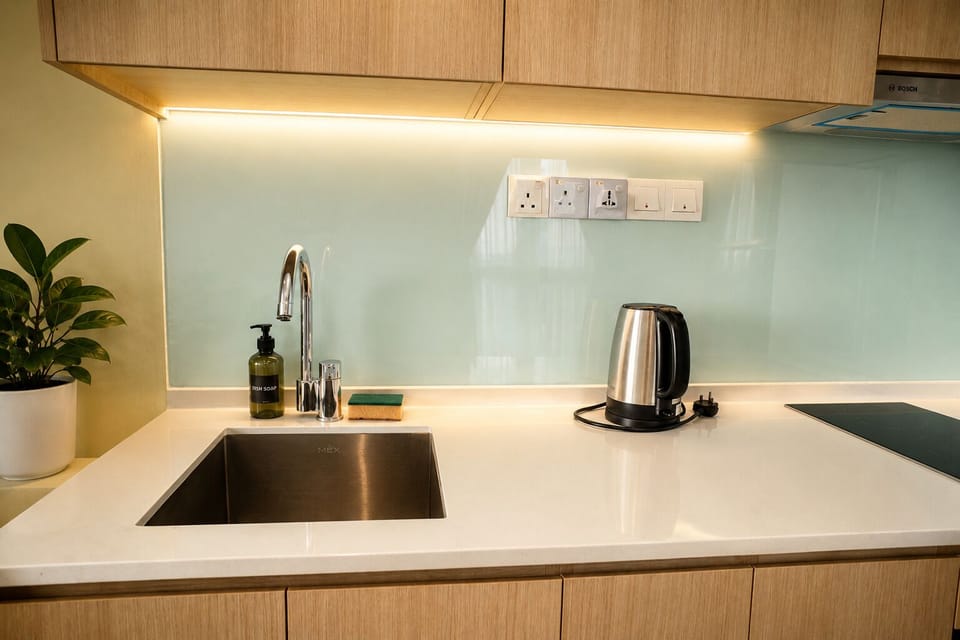 Microwave, dishwasher
