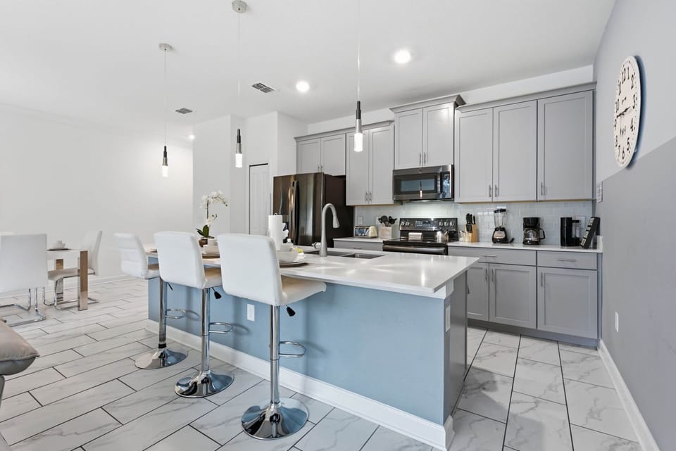 Fully equipped kitchen