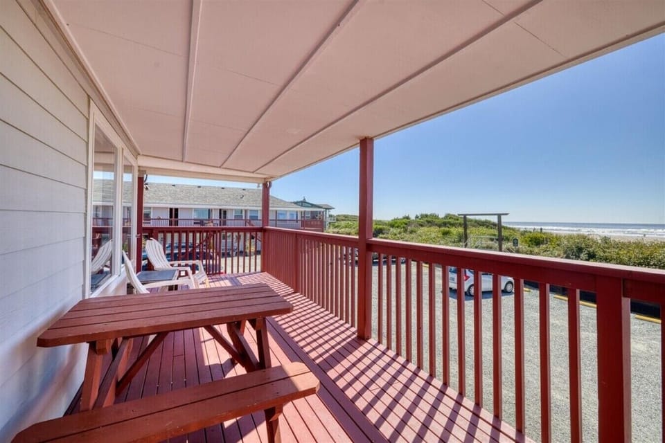 Outdoor Seating for meals with a view
