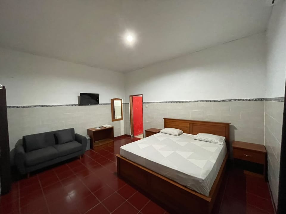 Deluxe Double Room | WiFi (free), bed sheets