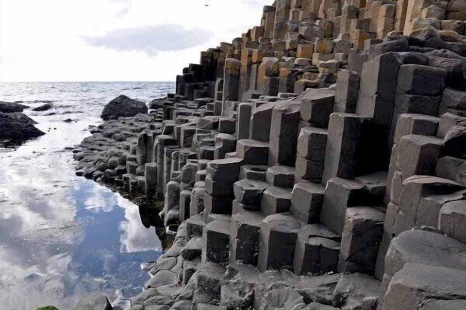 Nearby giants causeway 