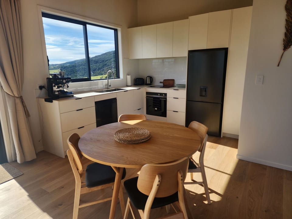 Kitchen diner, comfortable shared space for 4 people 