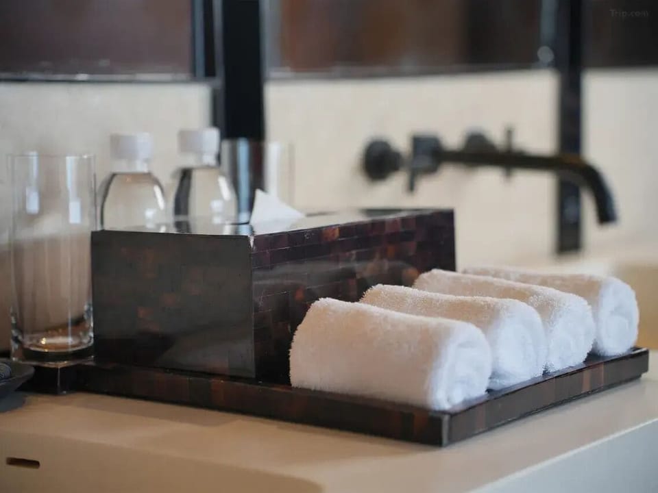 Sea View King Suite · Yinyu Journey | Interior