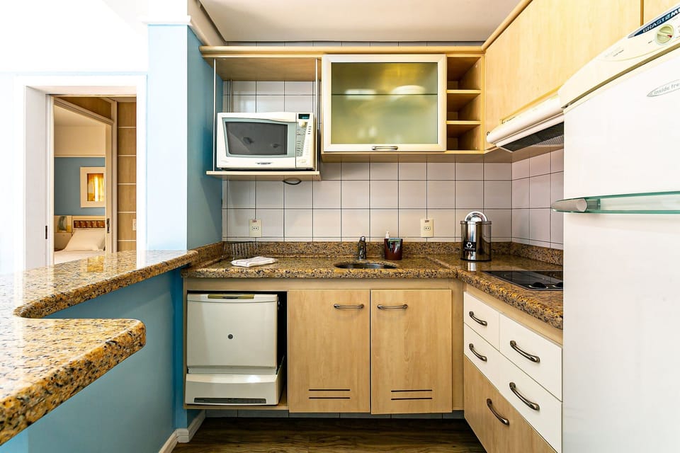 Basic Apartment | Private kitchen