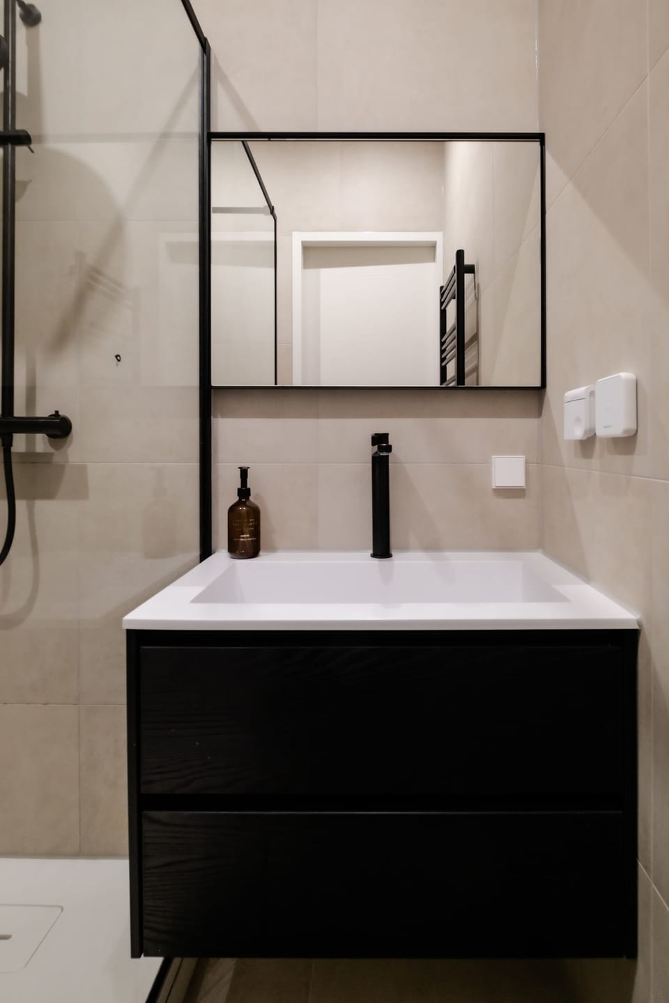 Spacious 2BR in Heart of Schiedam Apartment hotel in Rotterdam