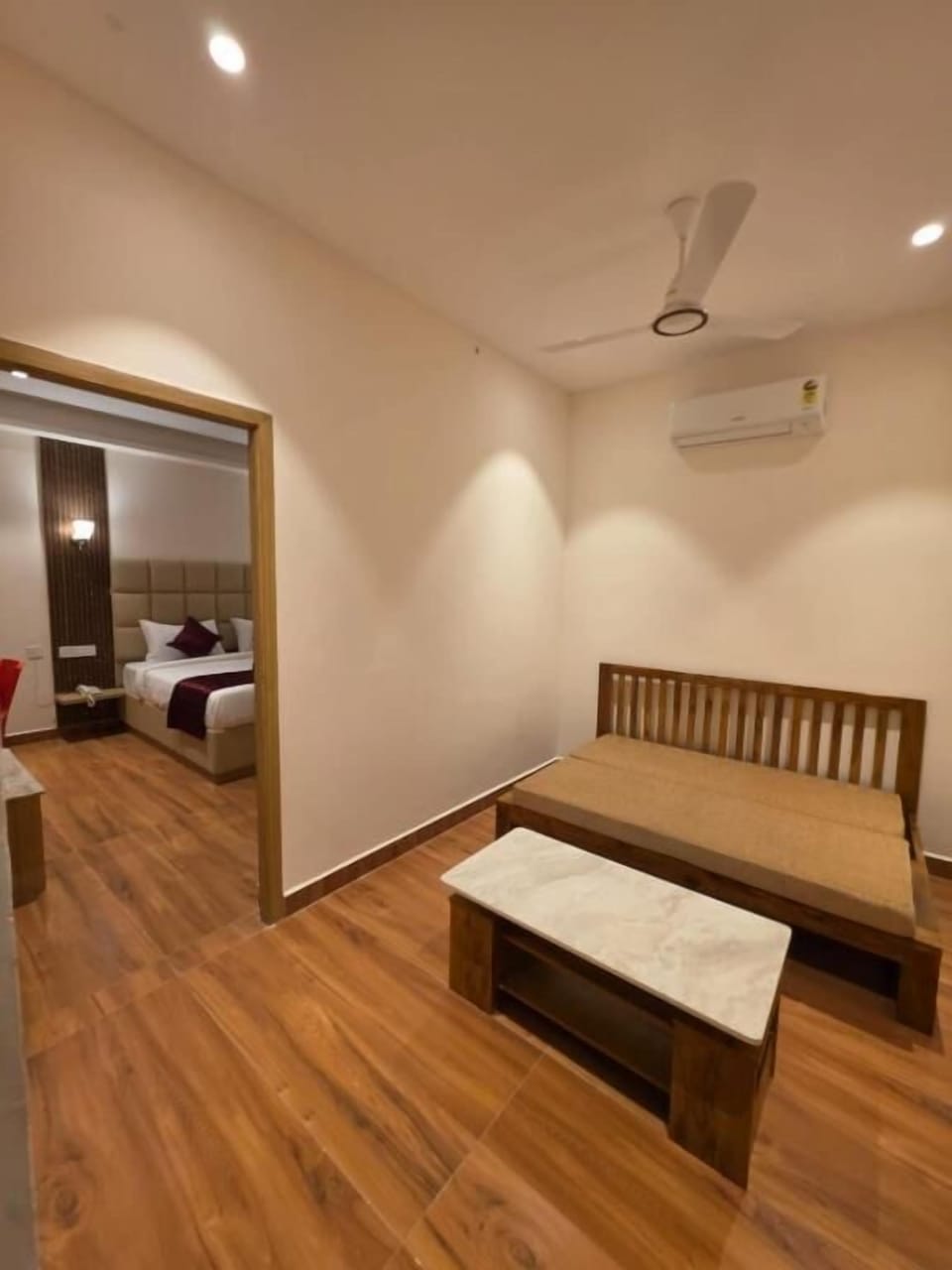 Suite | Interior