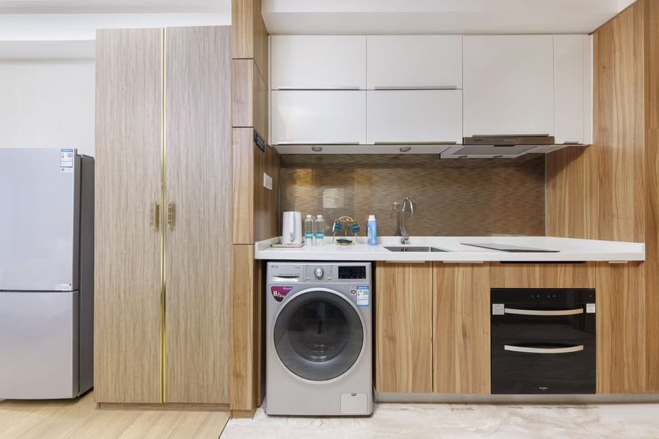 Business Twin Room, City View | Laptop workspace, blackout drapes, soundproofing, iron/ironing board