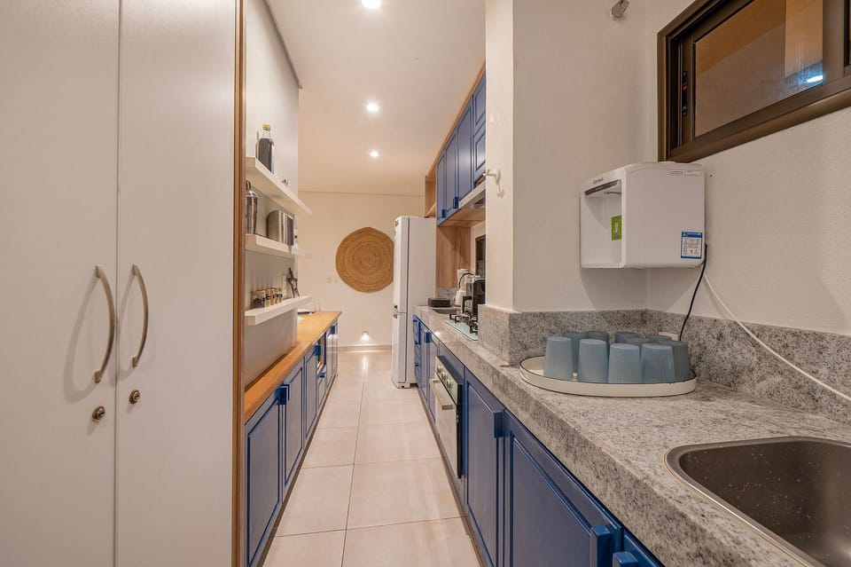 Basic Apartment | Private kitchen