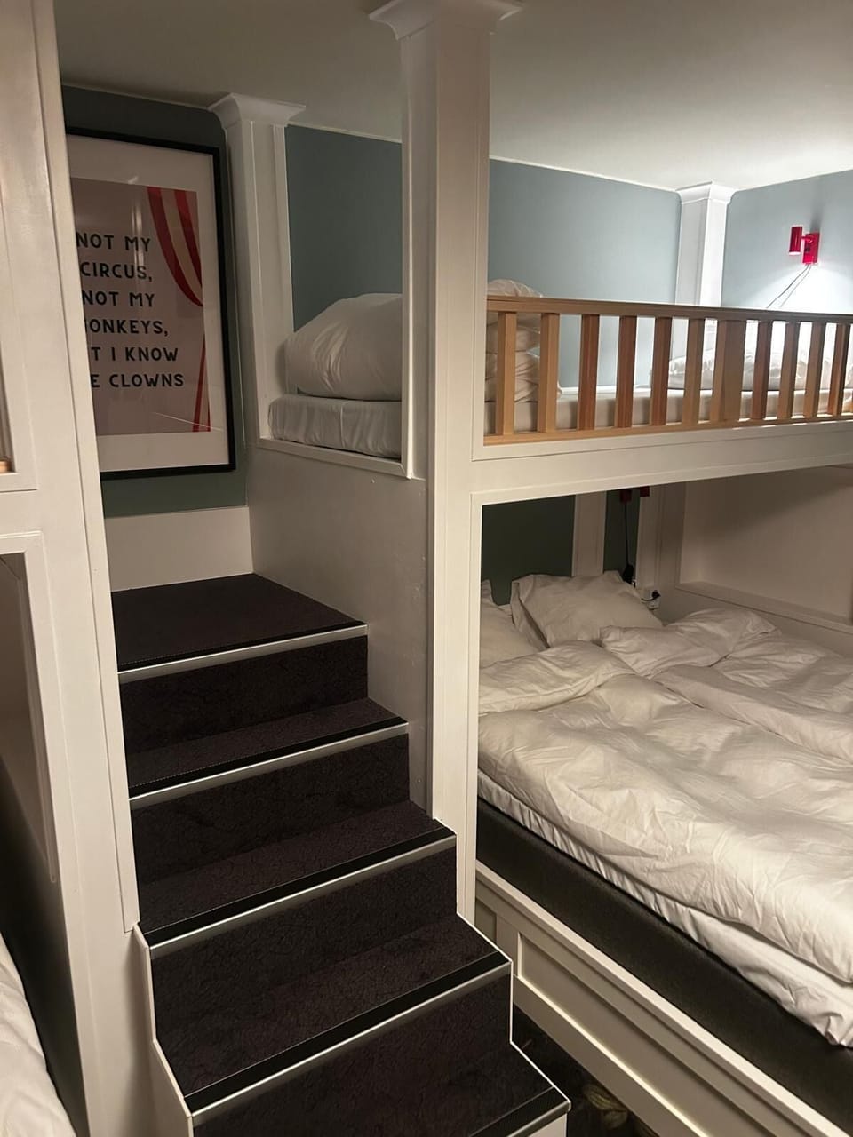 Family Room | WiFi (free)