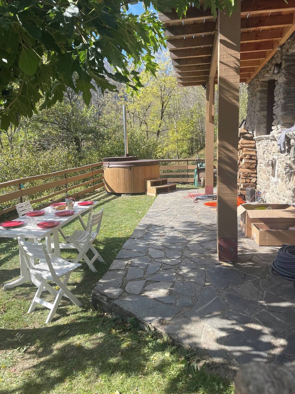 Outdoor dining