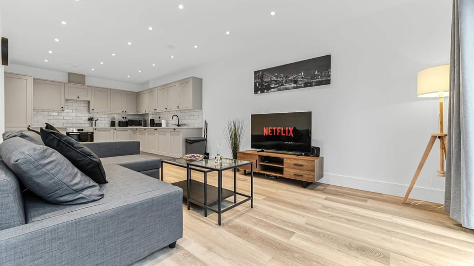 House | 3 bedrooms, high-speed internet