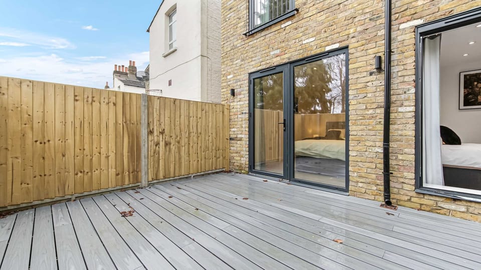 House | 3 bedrooms, high-speed internet