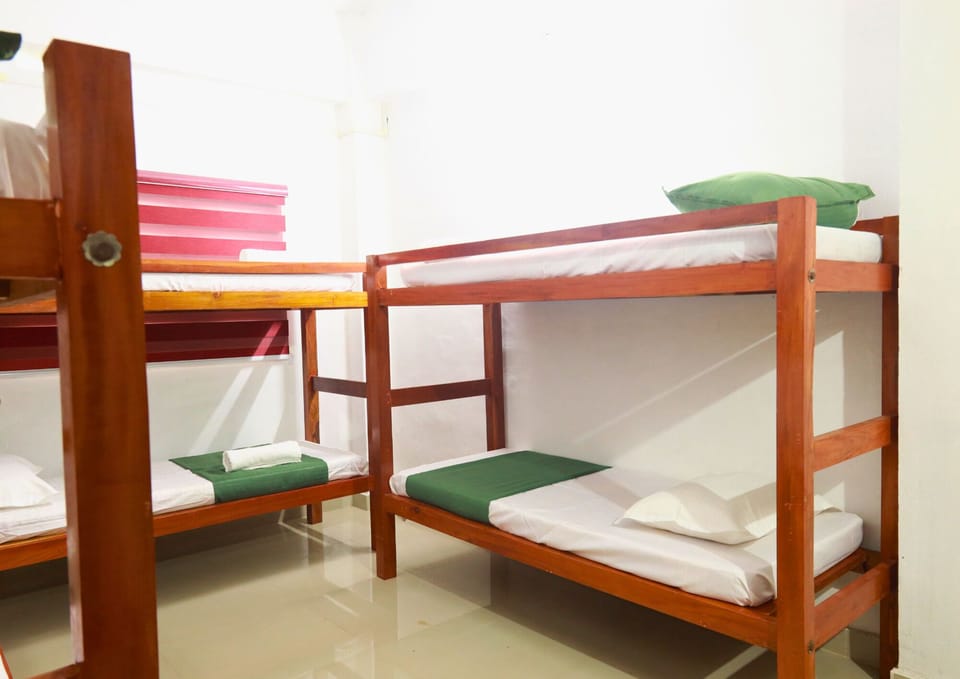 Comfort Shared Dormitory | Laptop workspace, WiFi (free)