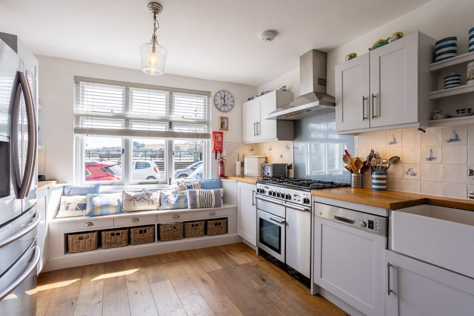 Ferriwais Kitchen