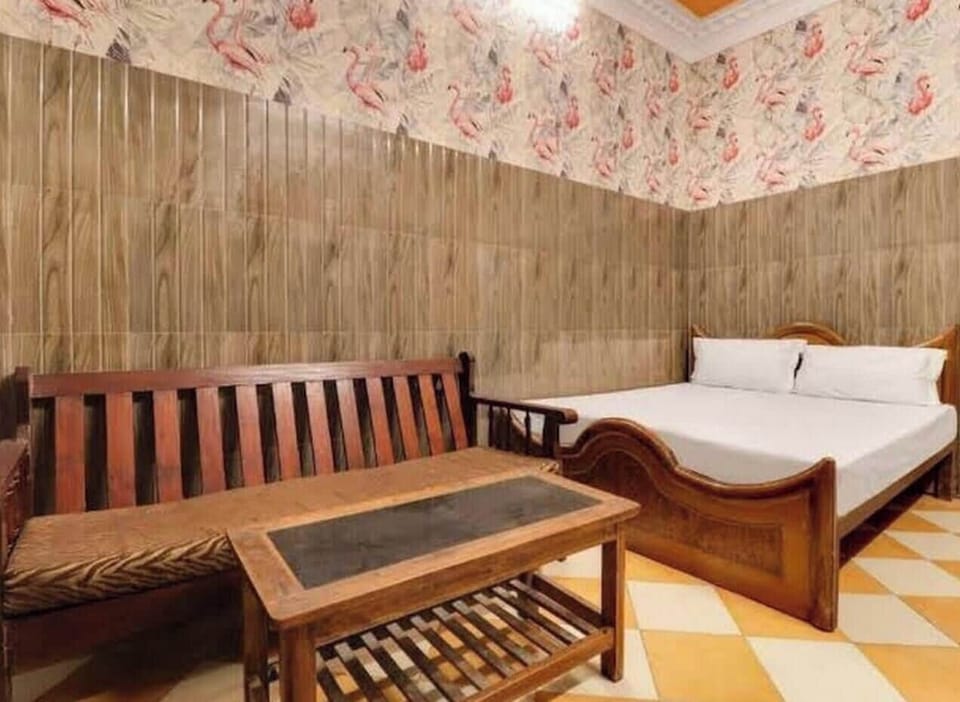 Deluxe Double Room | Interior