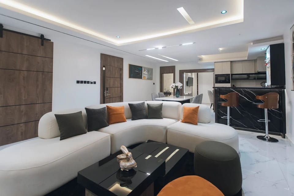 Standard Apartment, Balcony, City View | Living area