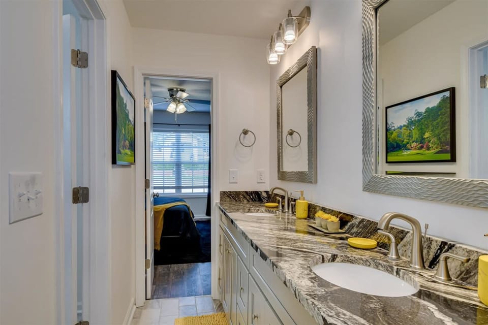 Augusta Luxe Retreat Minutes to Masters Private Backyard House in North Augusta