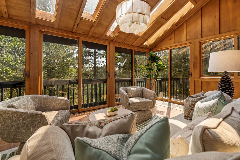 756 Spring Valley Dr-5