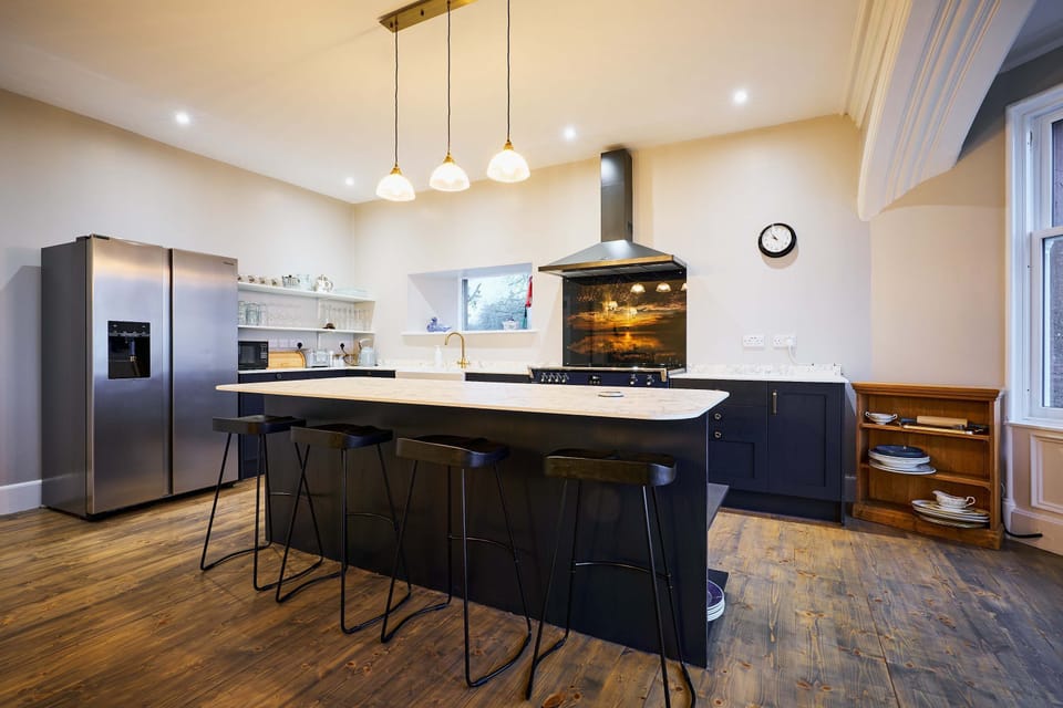House | 7 bedrooms, high-speed internet