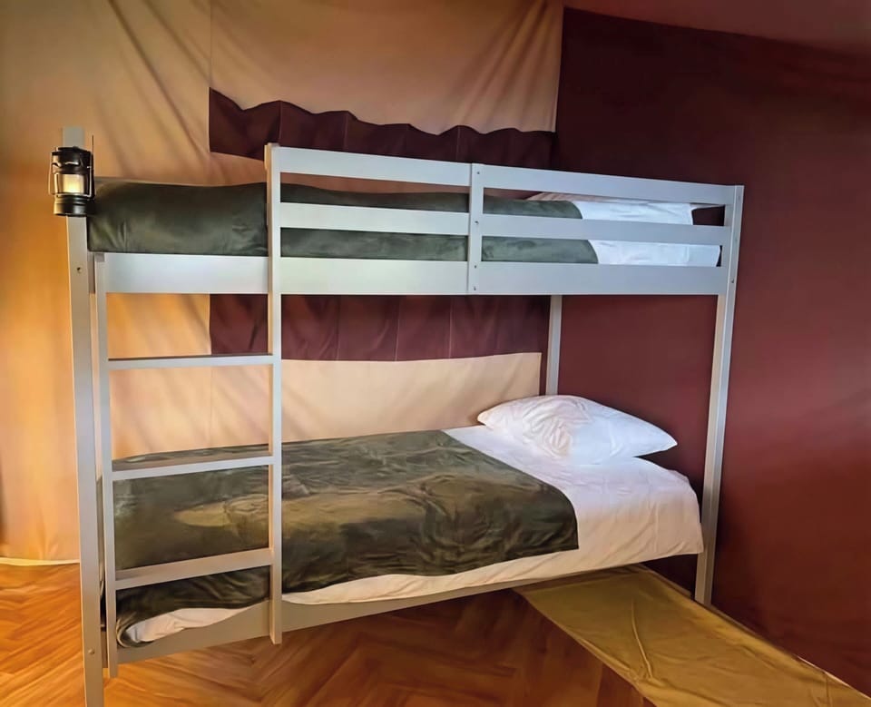 Bedroom 2 with bunk beds 