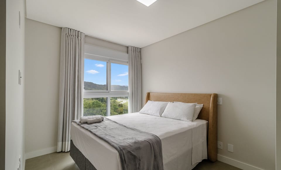 Modern Lake View Apartment in Jurere Vlo0414 Apartment in Florianopolis