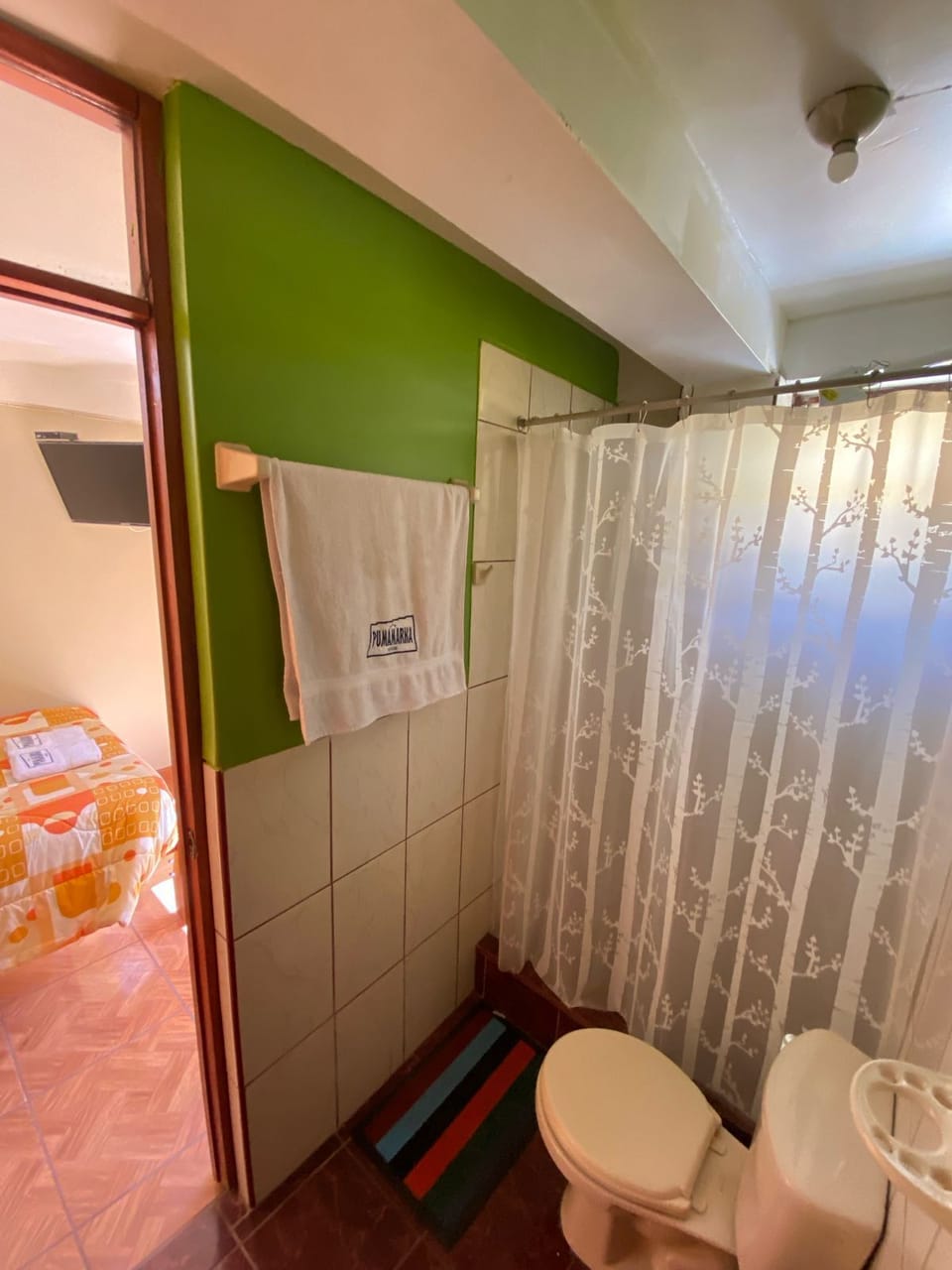 Comfort Double Room, Balcony, City View | Bathroom | Shower, towels, soap, toilet paper