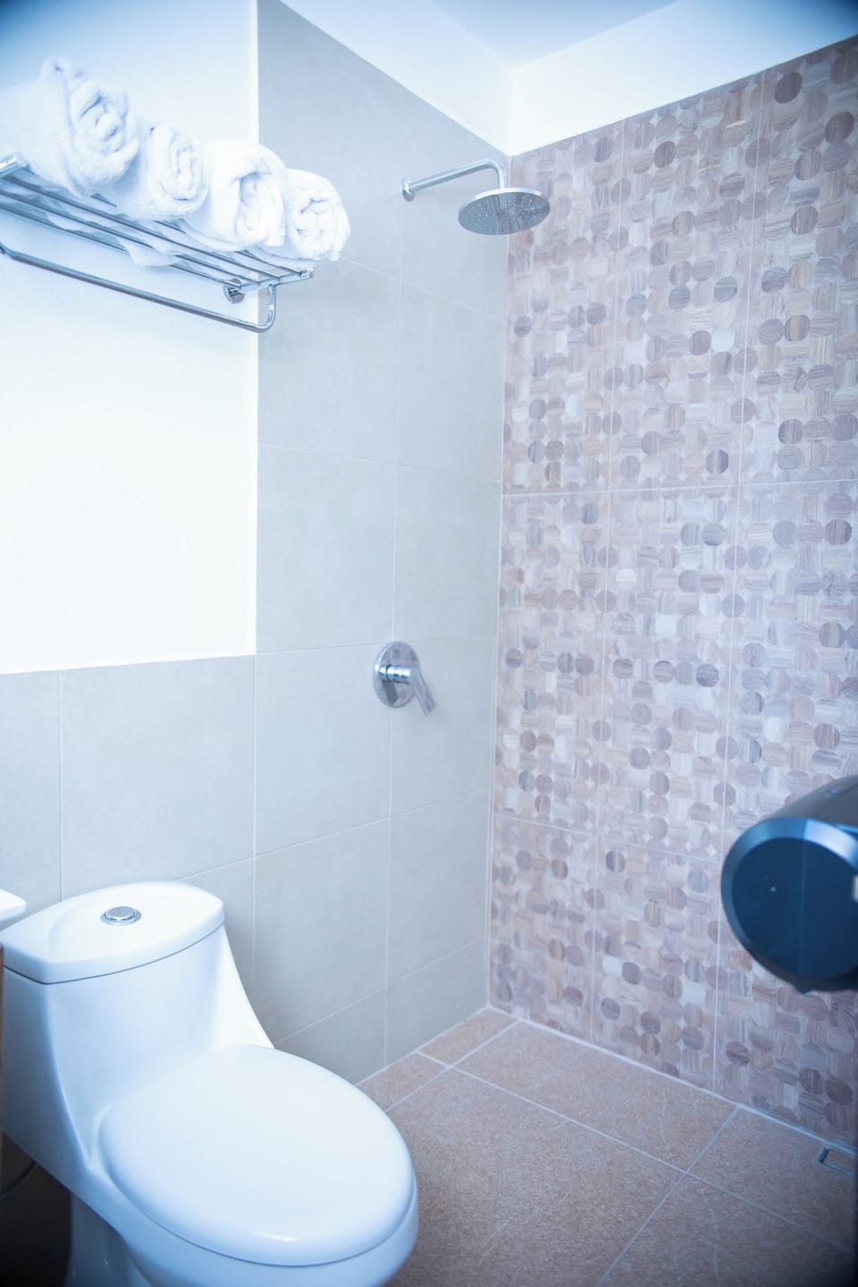 Family Double Room, City View | Bathroom | Shower, rainfall showerhead, slippers, towels