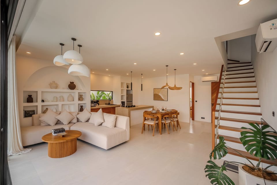 Villa | Living room | 32-inch LED TV with digital channels