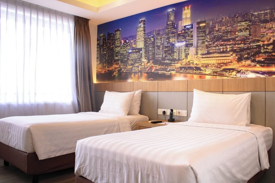 Deluxe Twin Room Balcony | Premium bedding, desk, laptop workspace, WiFi (free)
