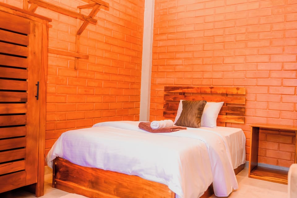 Chalet, Mountain View