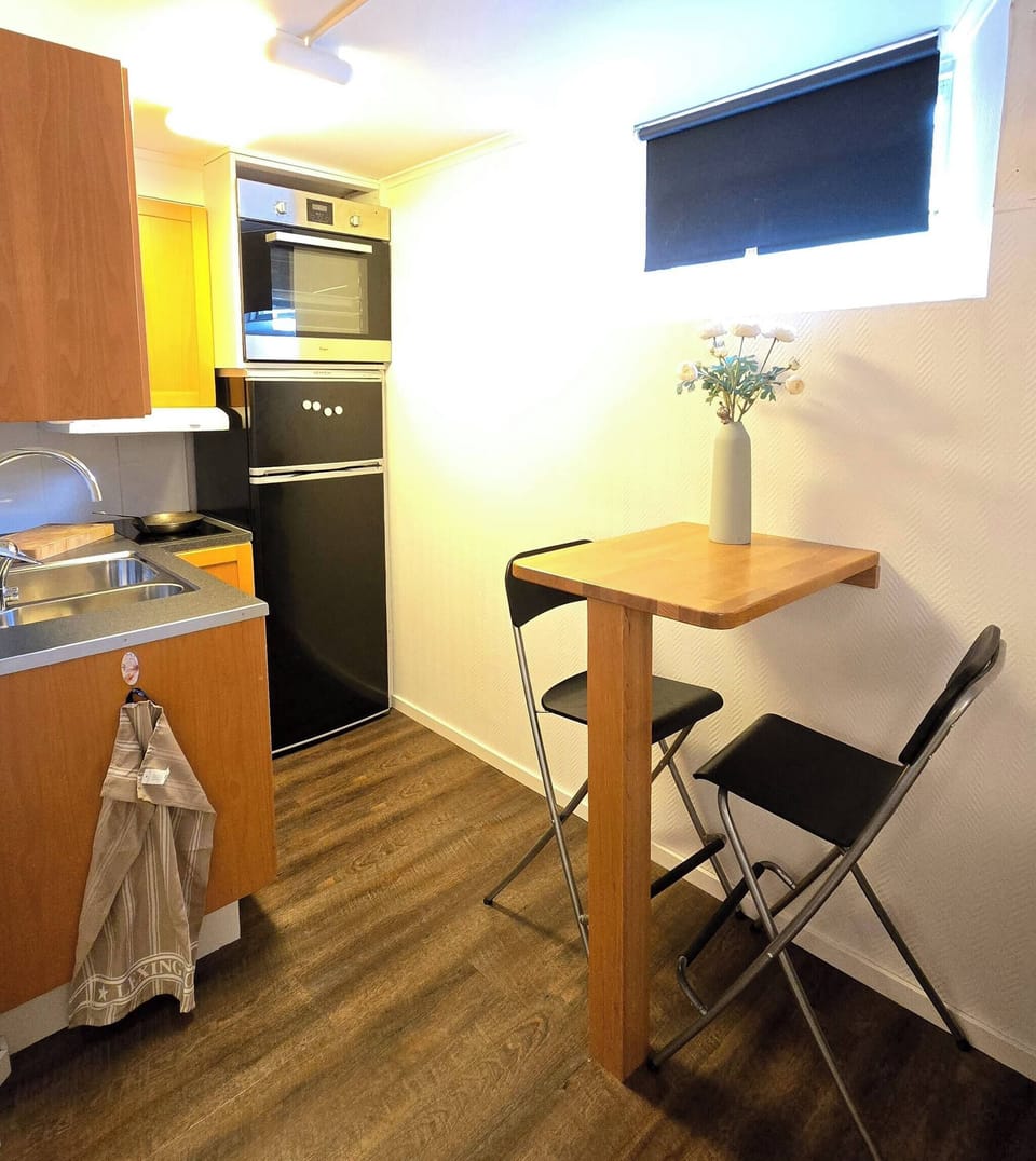 Apartment, 1 Bedroom | Dining