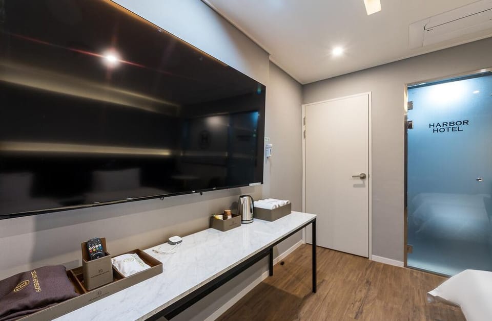 Twin Room | Interior