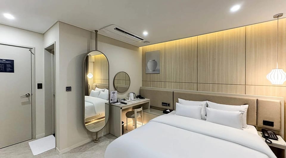 Standard Double Room, City View | WiFi (free)