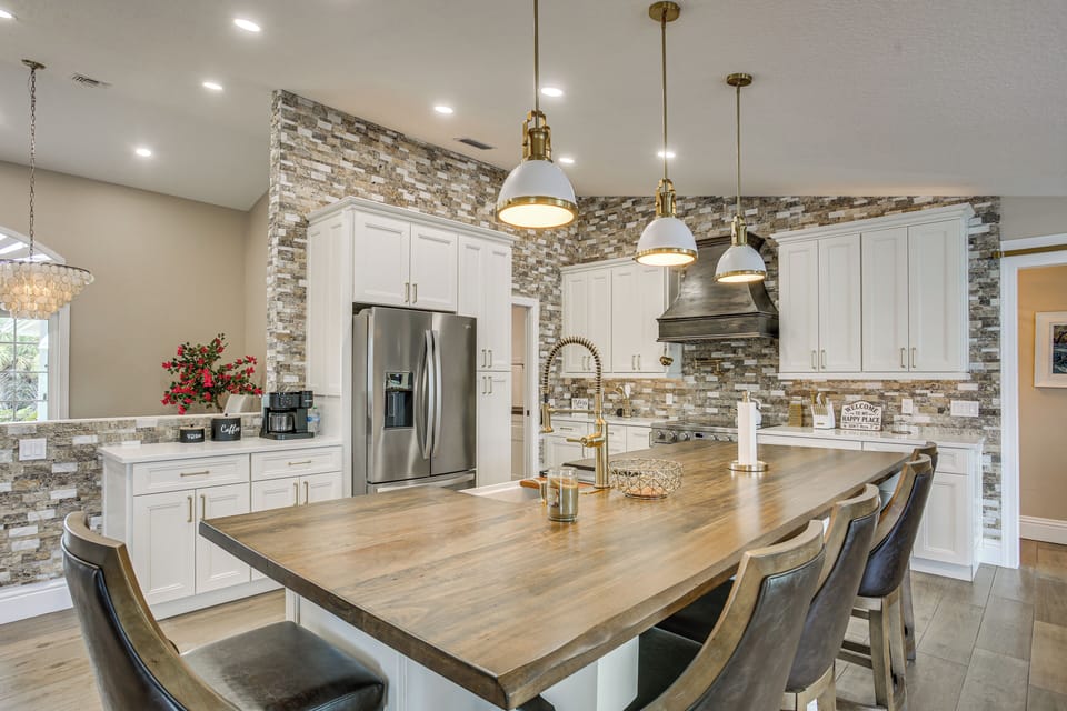 Kitchen | Single-Story Home