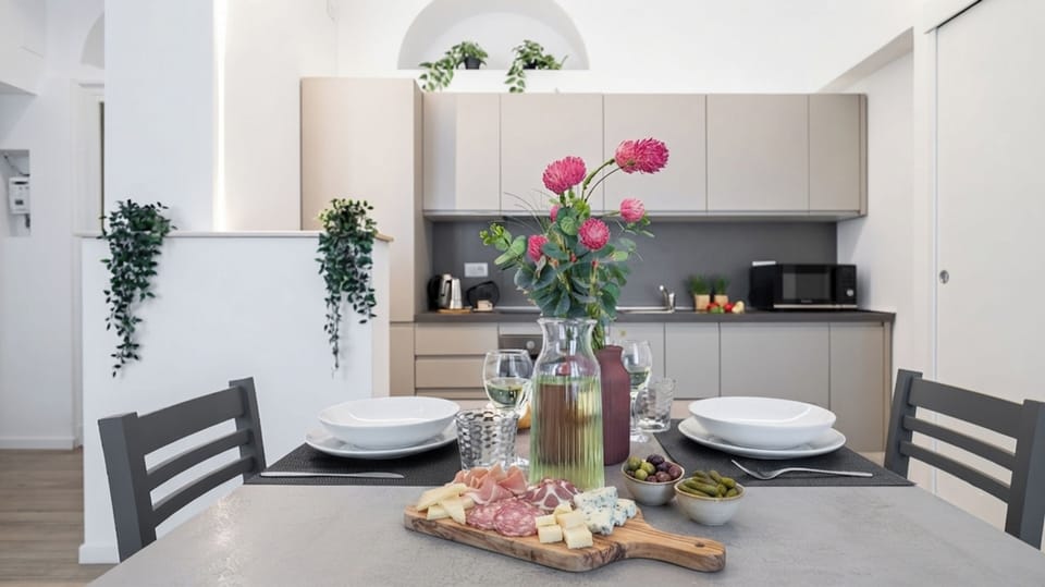 Apartment (2 Bedrooms) | Private kitchenette | Espresso maker, microwave, oven, electric kettle