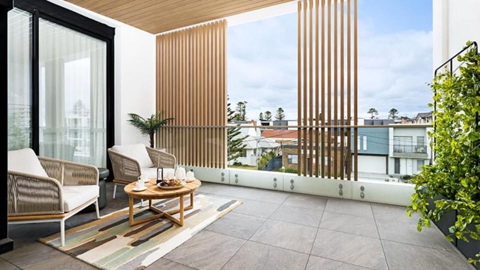 2nd Balcony 