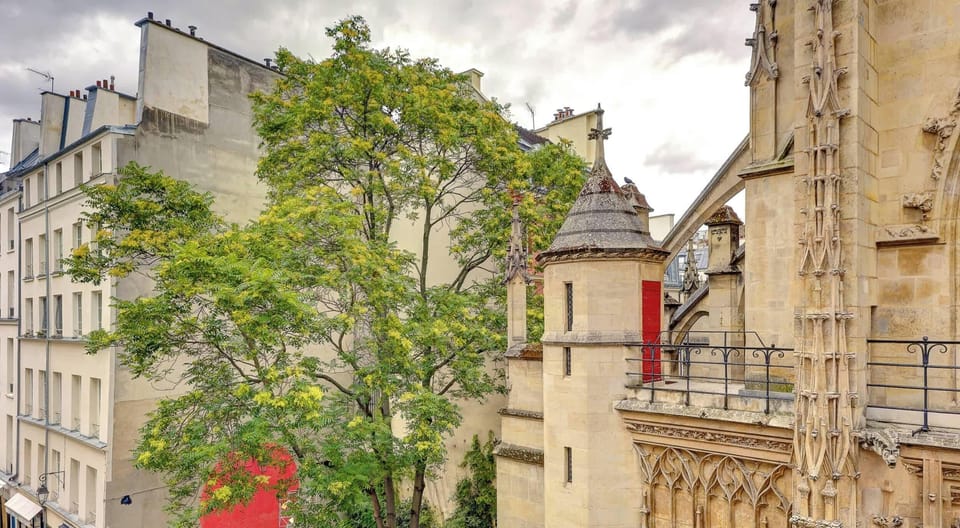 Vue parisienne sur l'église Saint Merri