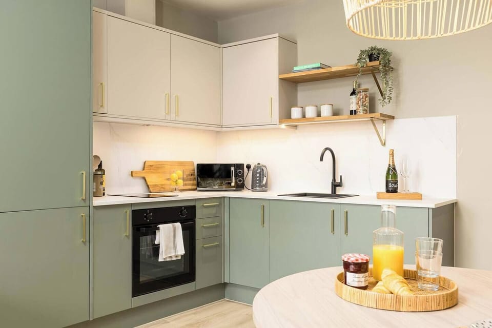 Fully equipped kitchen