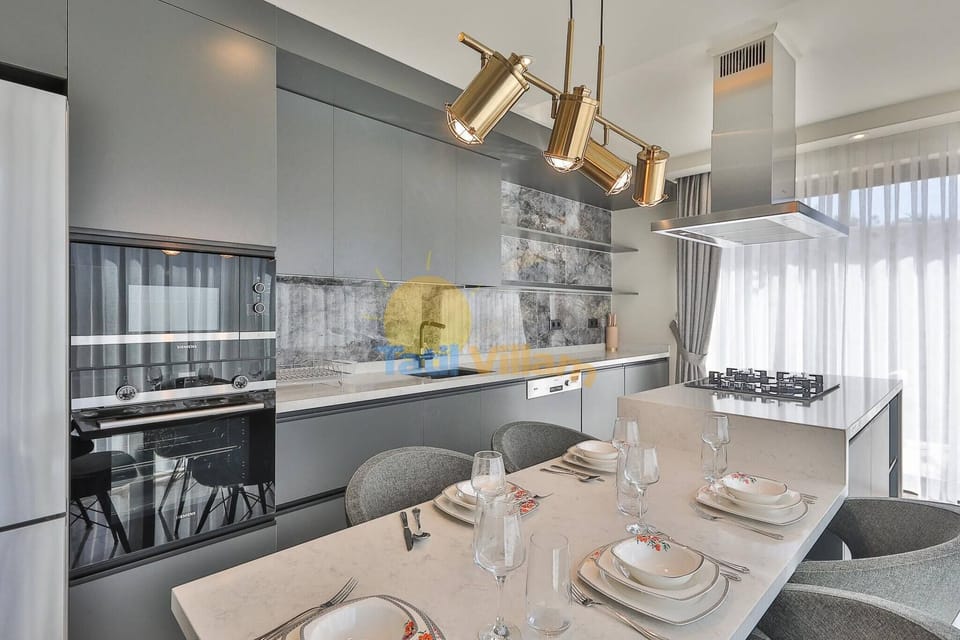 Villa, 2 Bedrooms, Private Pool | Dining room