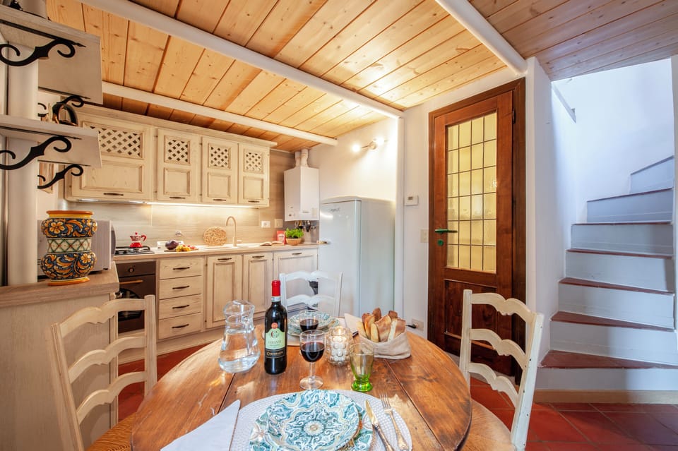 Apartment (1 Bedroom) | Private kitchen | Espresso maker, microwave, electric kettle